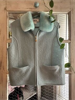 Lisa International | Vintage Pale Blue Wool-Blend Zip Vest with Faux Fur Collar